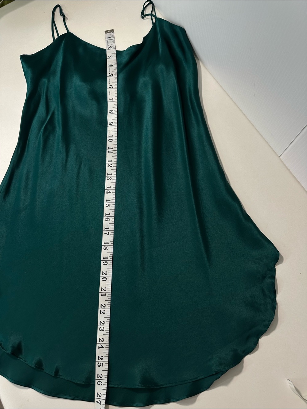 Vintage Victoria's Secret VS SILK Gold Label Emerald Green Satin Chemise Slip P - Picture 8 of 9